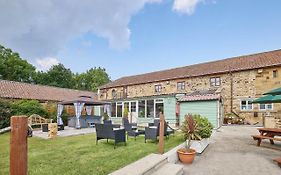 Host & Stay - The Arches Country House